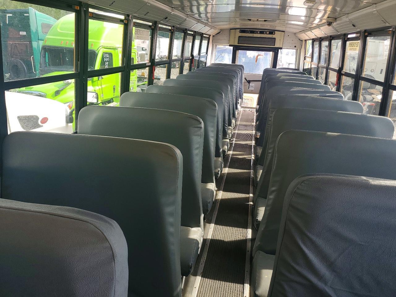 2011 Thomabuses 2011 Thomas SAF-T-LINER C2-School Bus