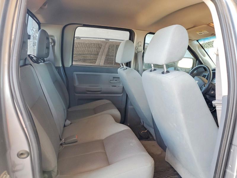 2005 Dodge Dakota Quad SLT