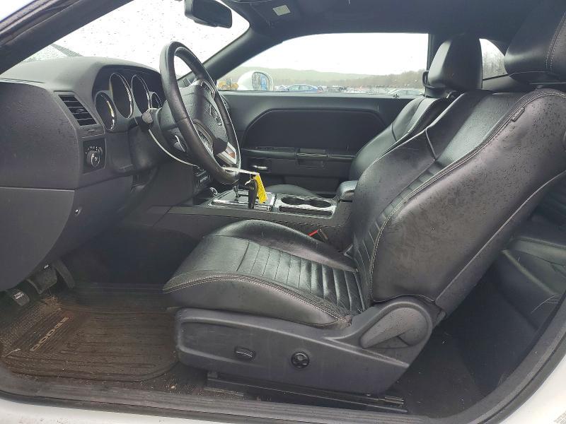 2013 Dodge Challenger sxt