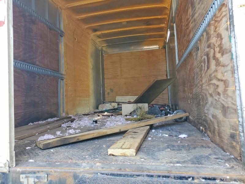 2013 Freigliner 2013 Freightliner Business Class M2 BOX Truck