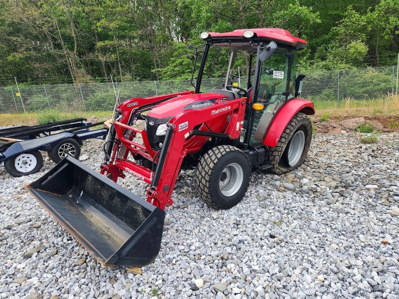 2023 Mahindra 2660 Tractor