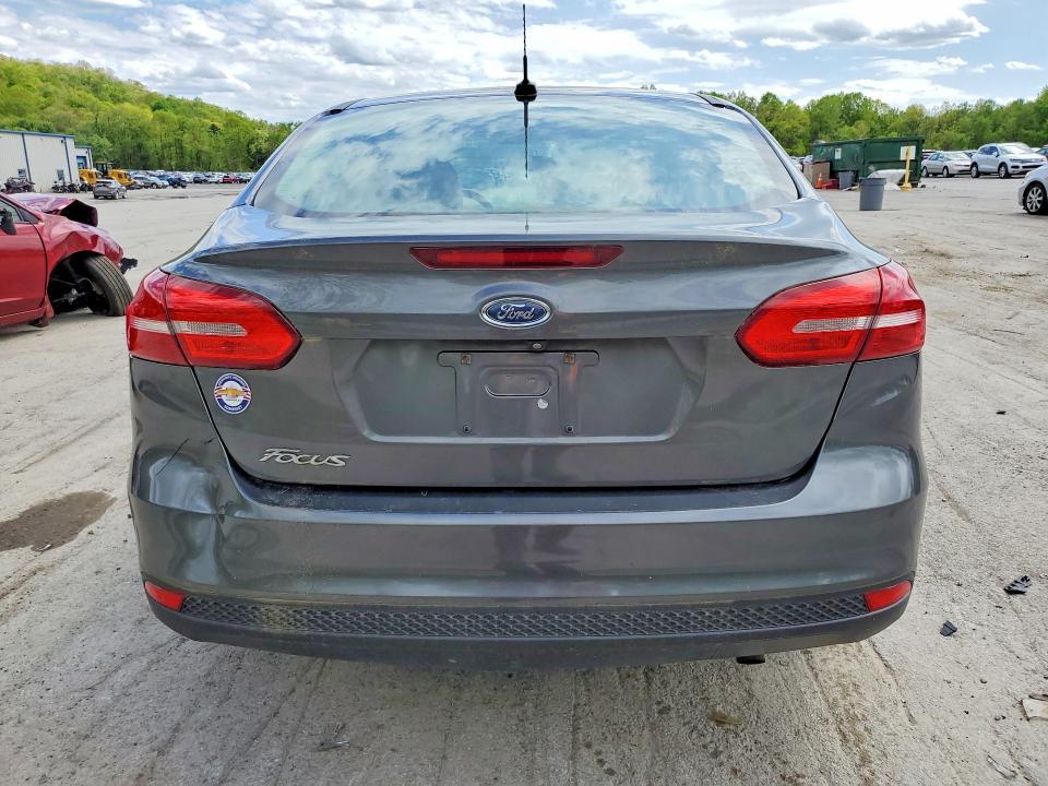2018 Ford Focus s