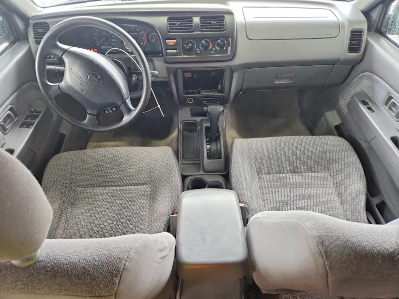 2000 Nissan Frontier XE