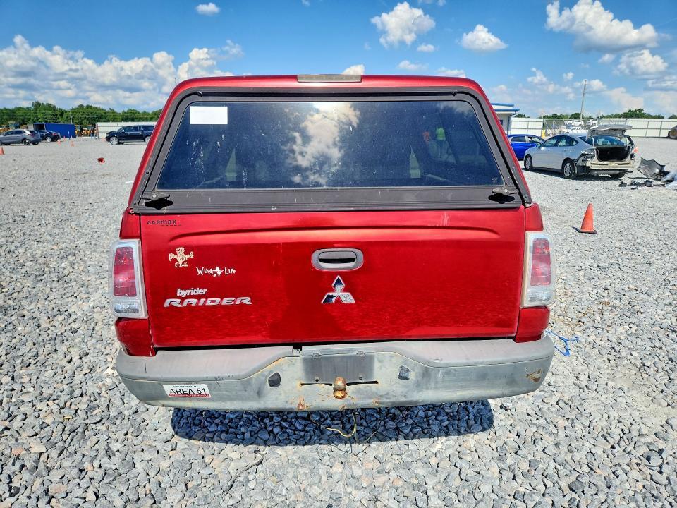 2006 Mitsubishi Raider LS