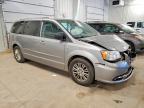 2014 Chrysler Town & Country Touring l