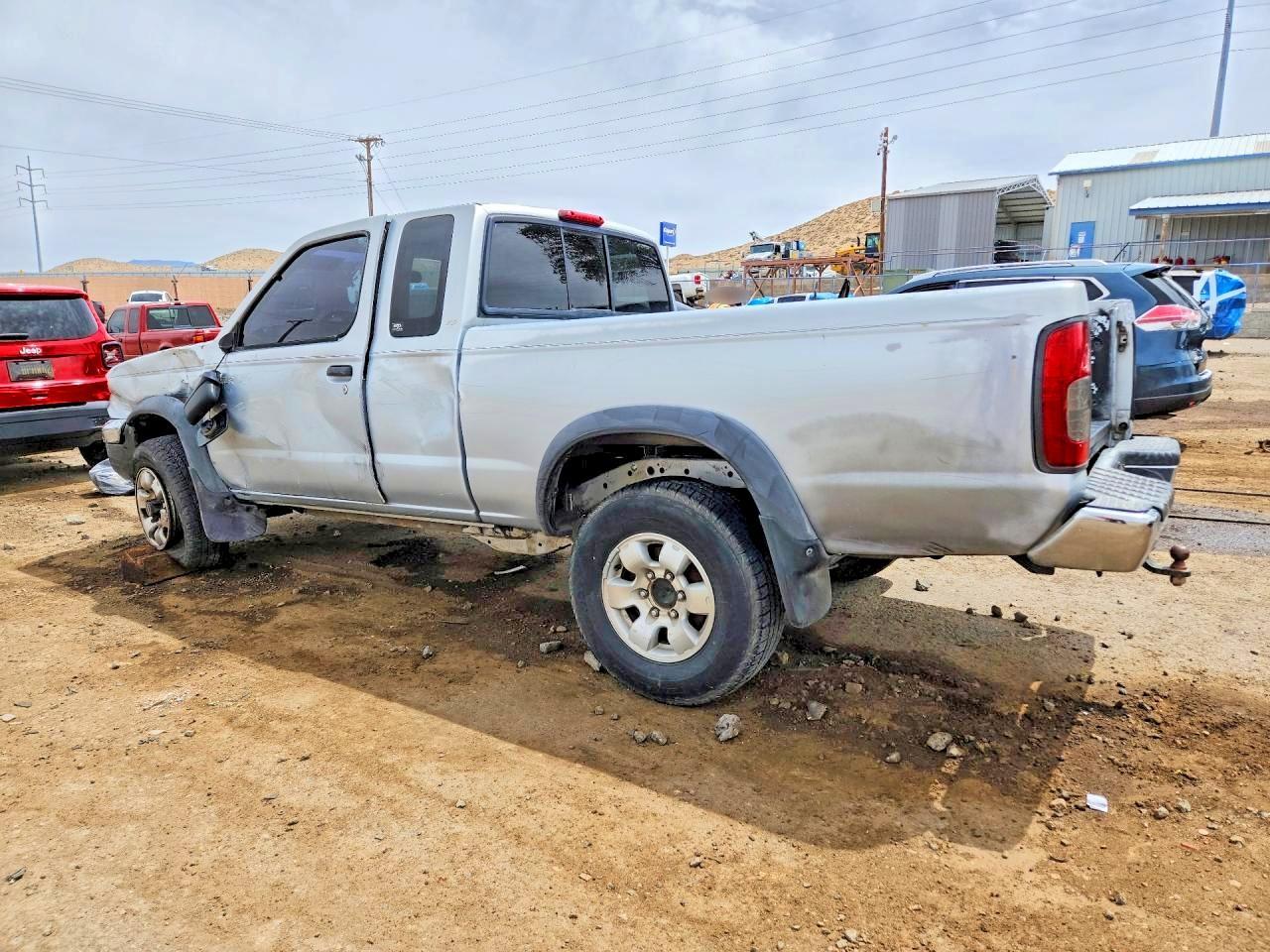 2000 Nissan Frontier XE-V6
