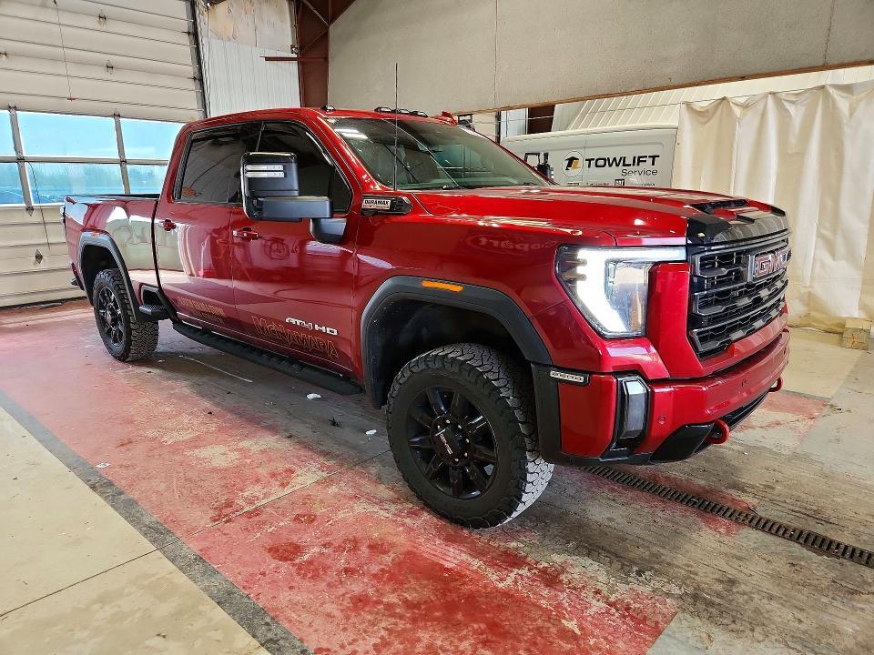 2024 GMC Sierra K2500 AT4