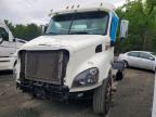 2018 Freigliner 2018 Freightliner Cascadia 113 Semi Truck