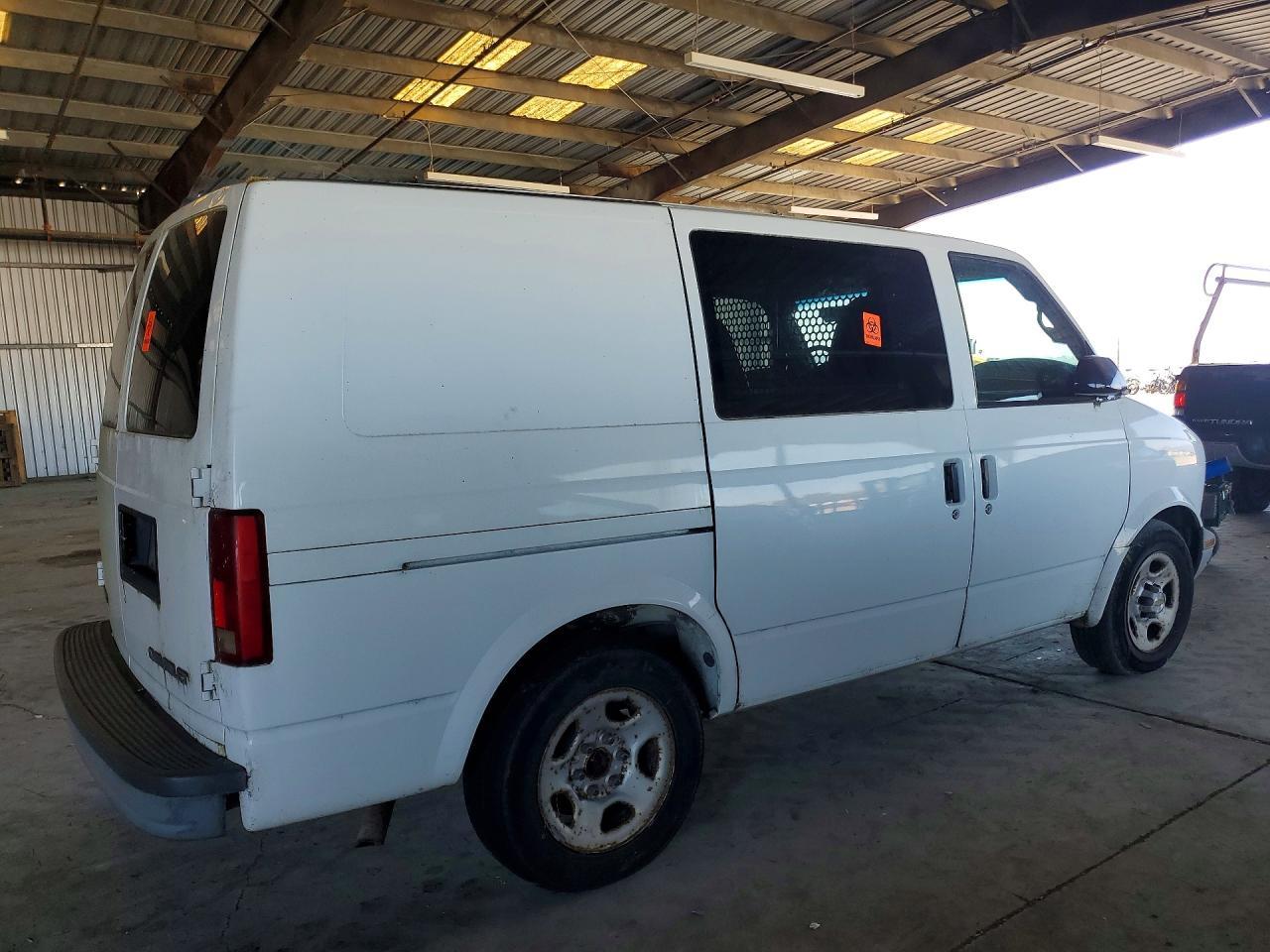 2005 Chev Astro