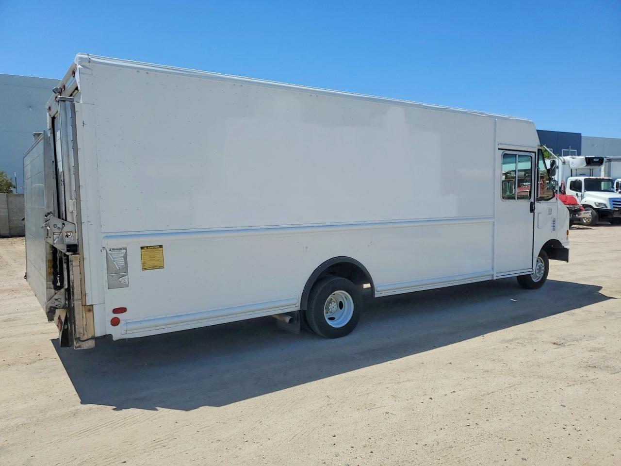 2008 Ford Econoline E450 Super Duty Commercial Stripped Chas