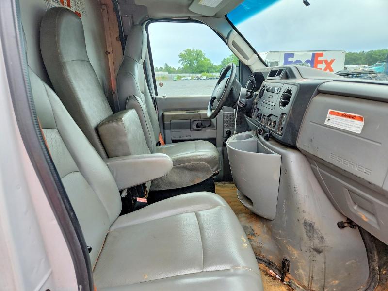 2014 Ford E350 BOX Truck