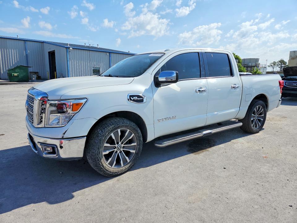 2017 Nissan Titan SL
