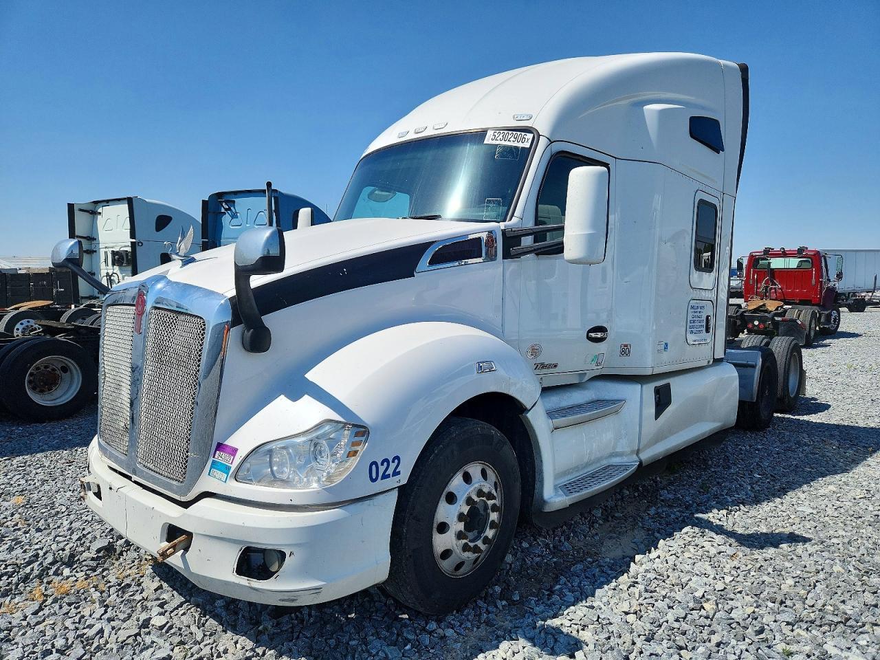 2020 Kenworth T680 Semi Truck