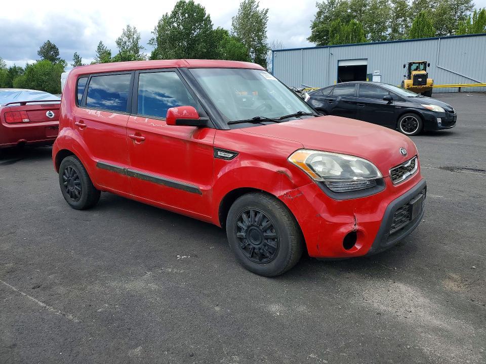 2013 KIA Soul Base