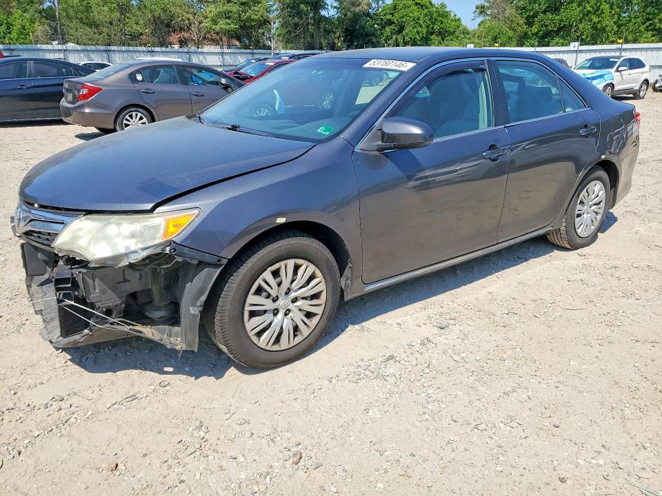 2012 Toyota Camry le