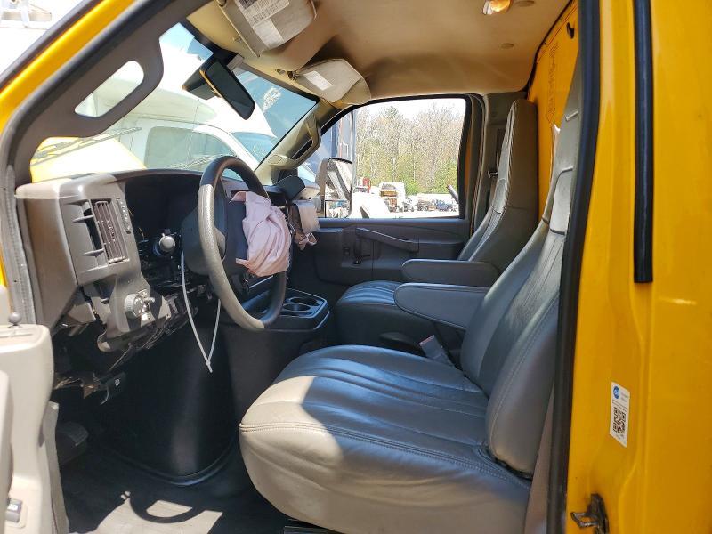 2022 GMC Savana BOX Truck
