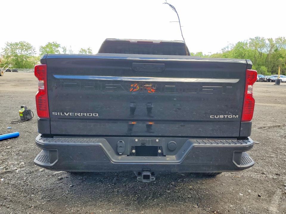 2024 Chevrolet Silverado K1500 Custom