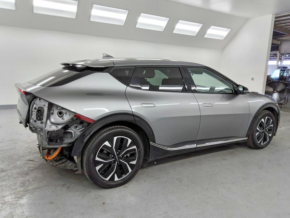 2024 KIA EV6 Wind