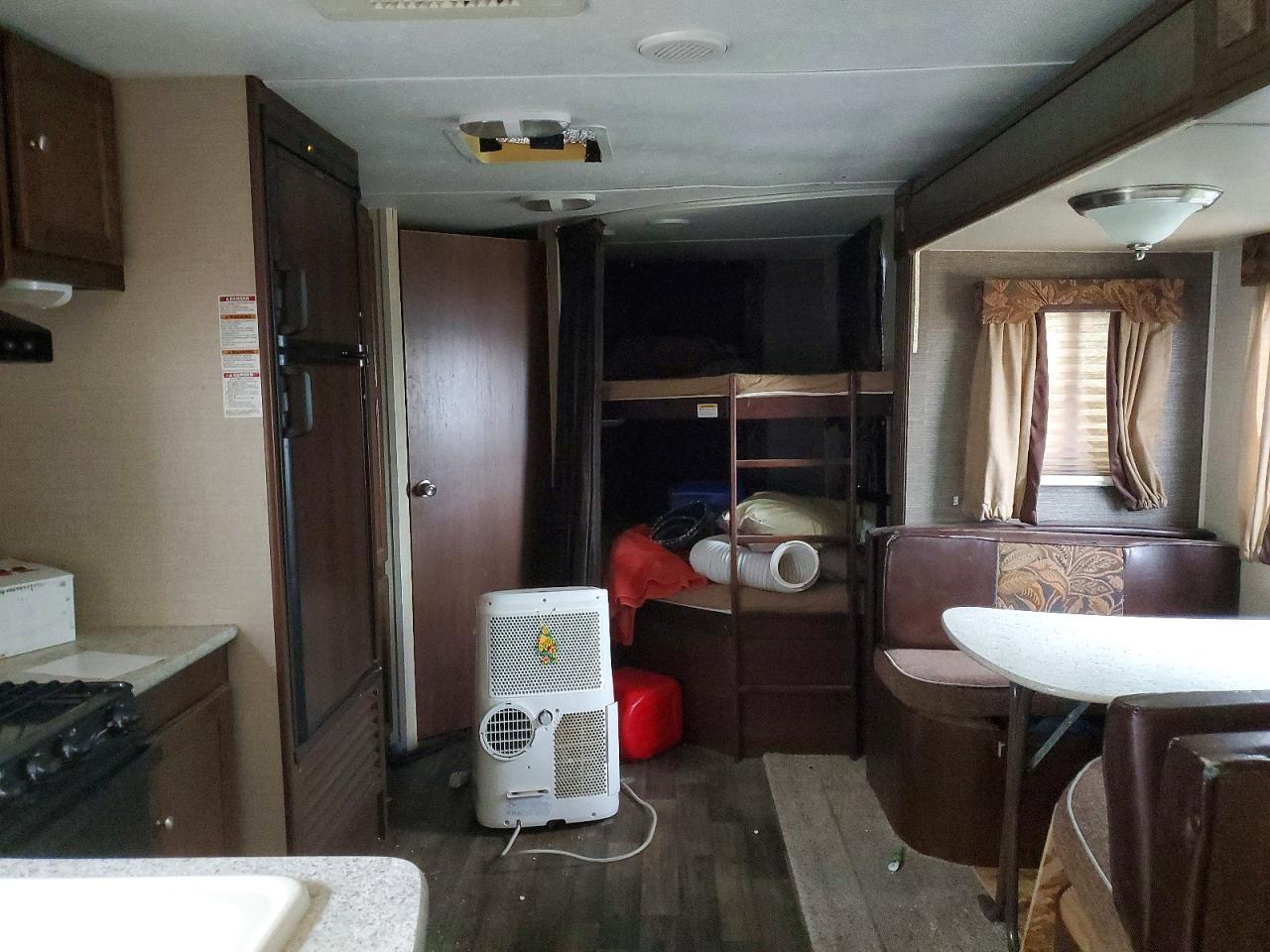 2016 Keystone Trailer