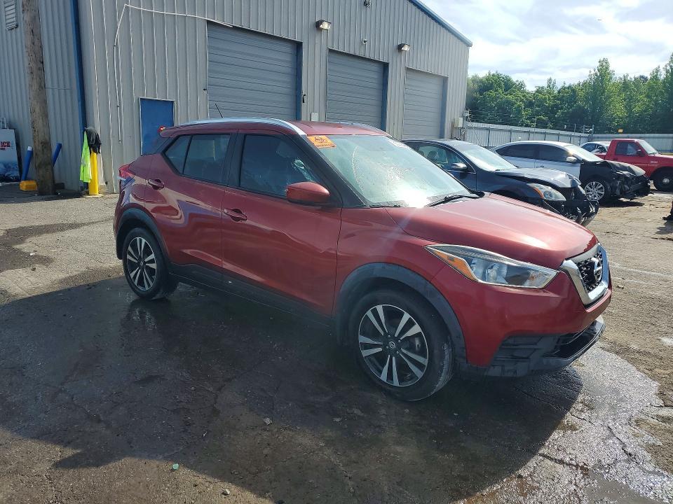 2018 Nissan Kicks sv