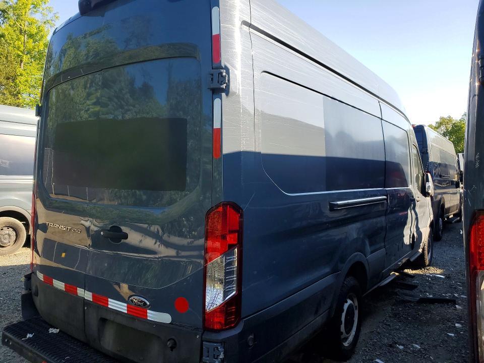 2020 Ford Transit 250 Delivery van