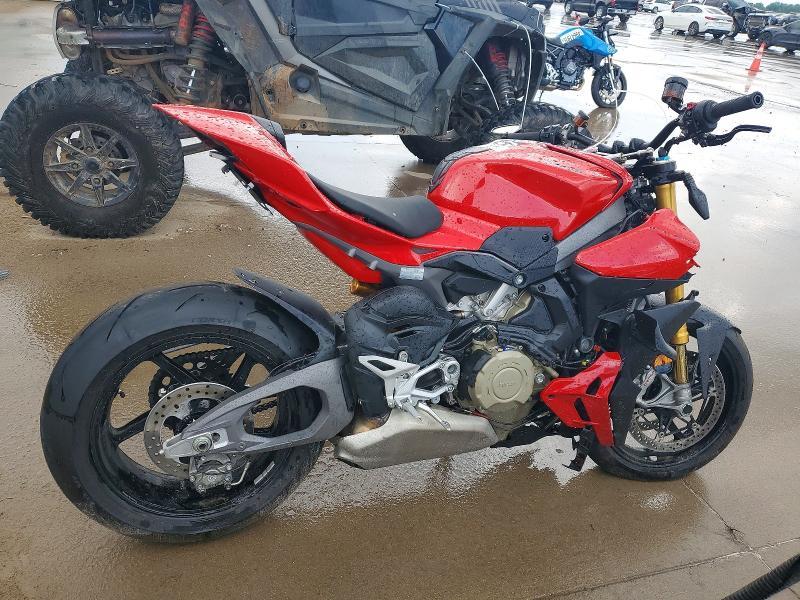 2026 Ducati Streetfighter V4