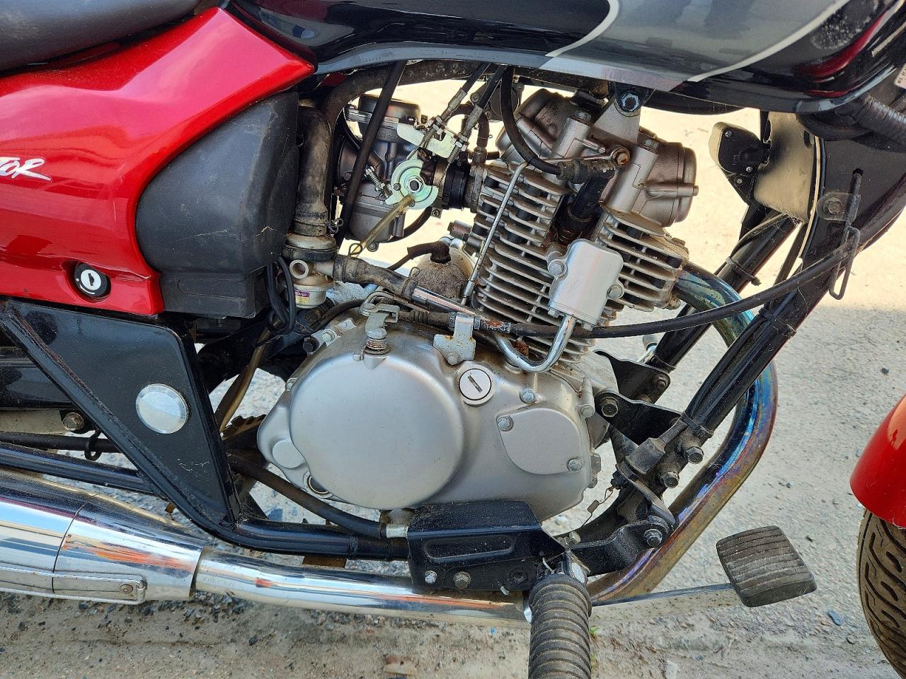 2002 Kawasaki BN125 A