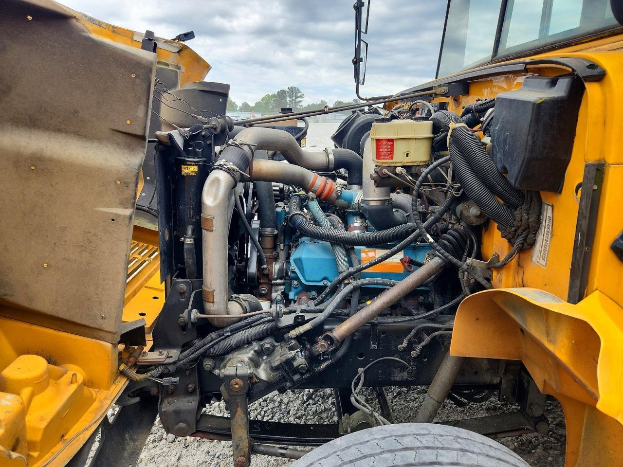 2001 International 3000 3800