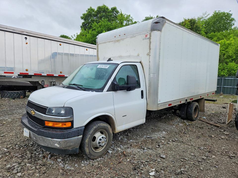 2019 Chevrolet Express BOX Truck