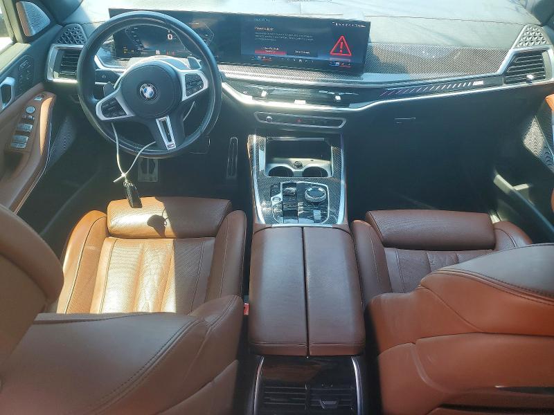 2024 BMW X7 M60i