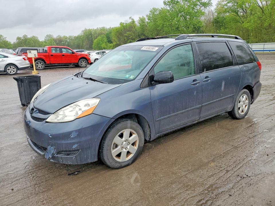 2009 Toyota Sienna le 7-passenger