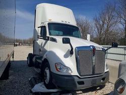 Kenworth Vehiculos salvage en venta: 2016 Kenworth T680 Semi Truck
