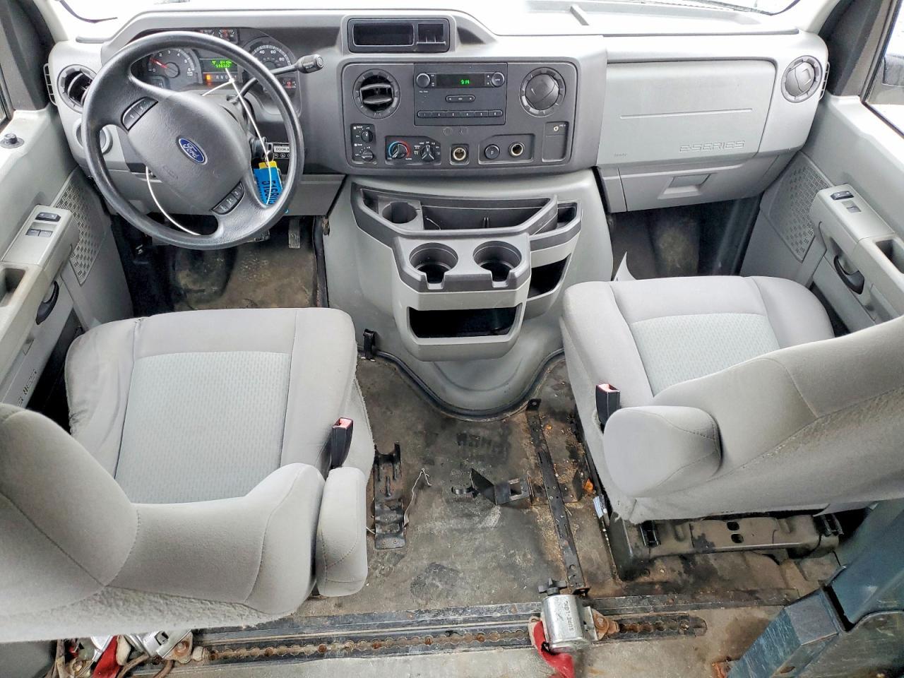 2012 Ford Econoline E250 Van