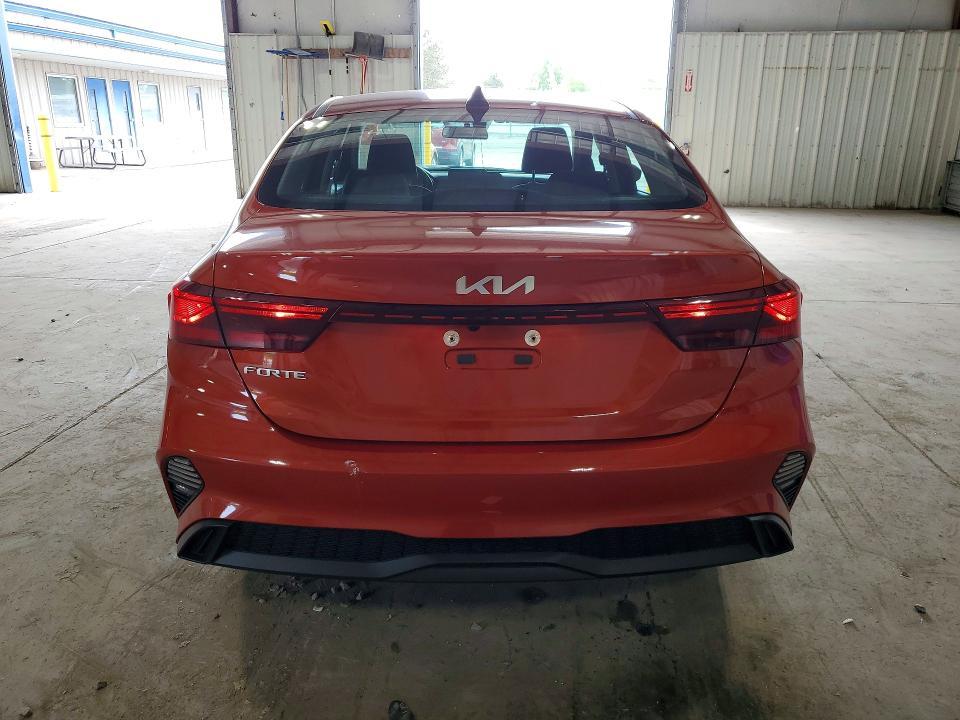 2022 KIA Forte lxs