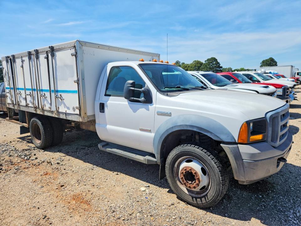 2006 Ford F550 Super Duty BOX Truck