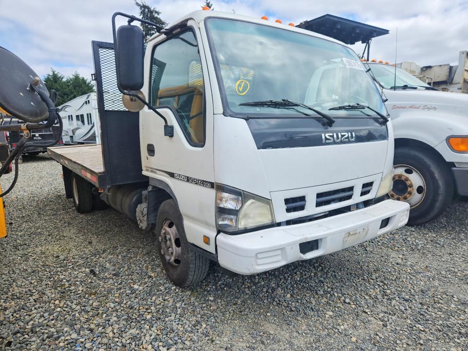 2006 Isuzu NPR