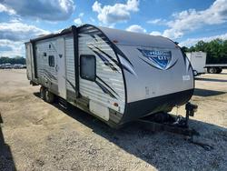 Salvage trucks for sale at Greenwell Springs, LA auction: 2017 Foresriver 2017 Forest River Cruise Lite Camper