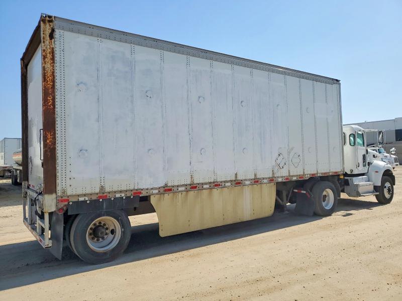 2016 Peterbilt 382
