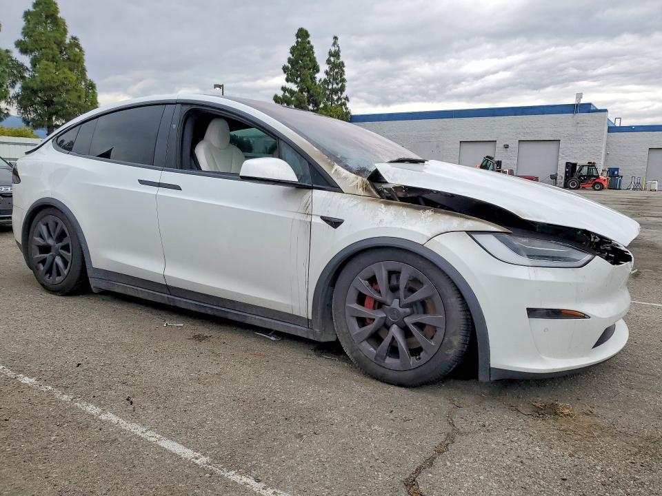 2022 Tesla Model x
