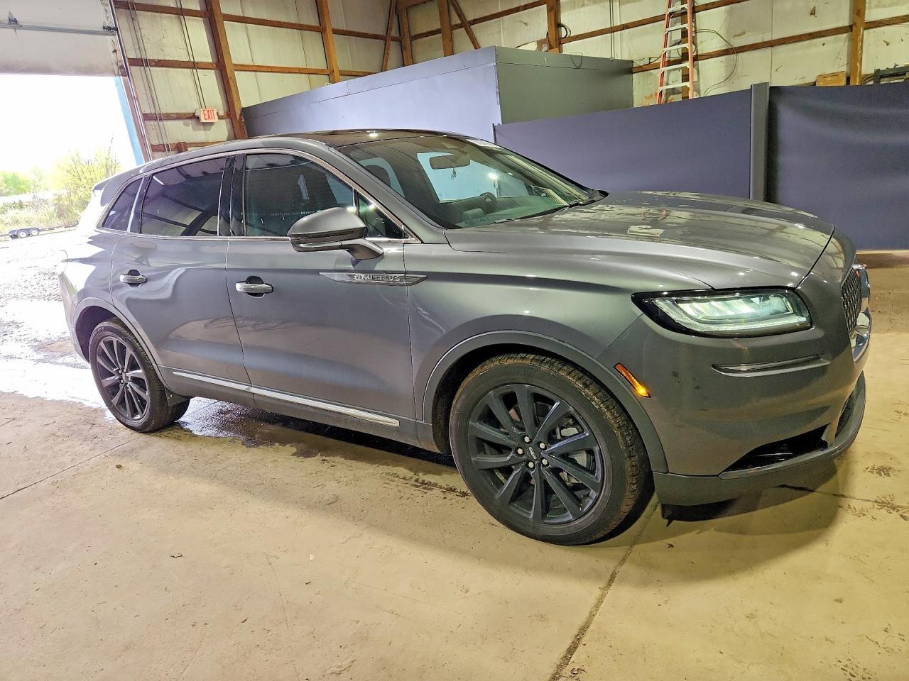 2021 Lincoln Nautilus Reserve