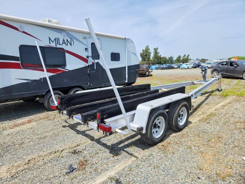 2000 Loadmaster Trailers
