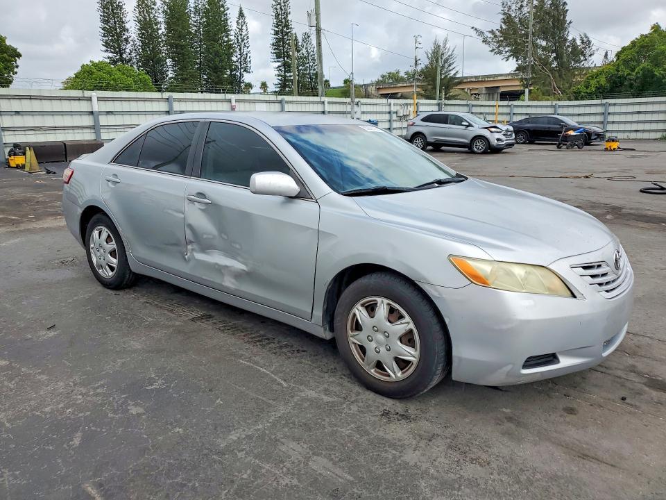 2007 Toyota Camry le