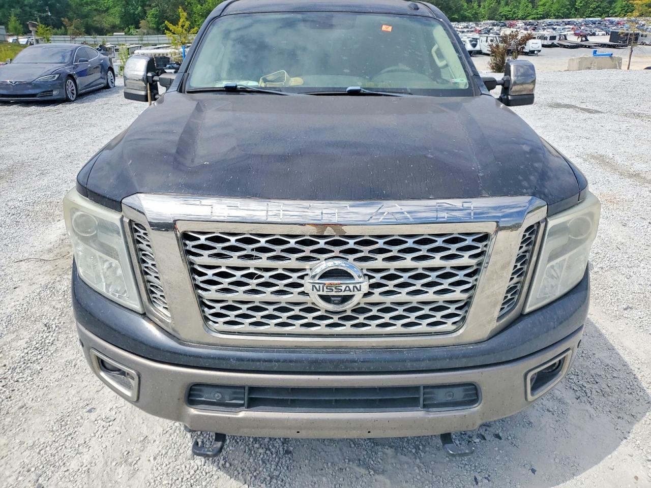 2017 Nissan Titan XD Platinum Reserve