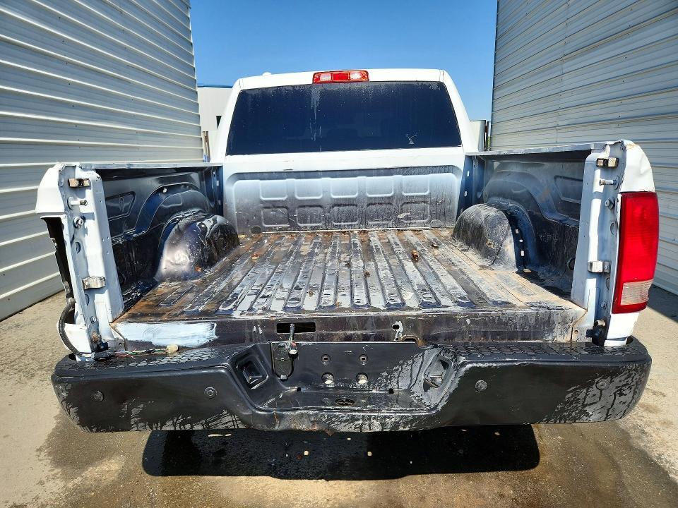 2023 Dodge RAM 1500 Classic SLT