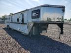 2003 Sundowner Valuelite Horse Trailer