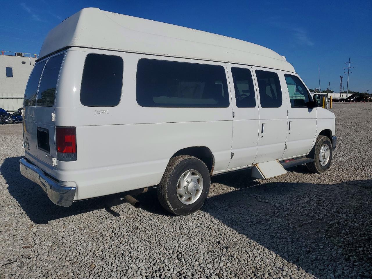 2011 Ford Econoline E250 Van