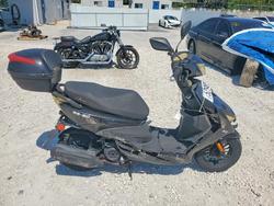 Motos salvage a la venta en subasta: 2022 Yongfu Unknown