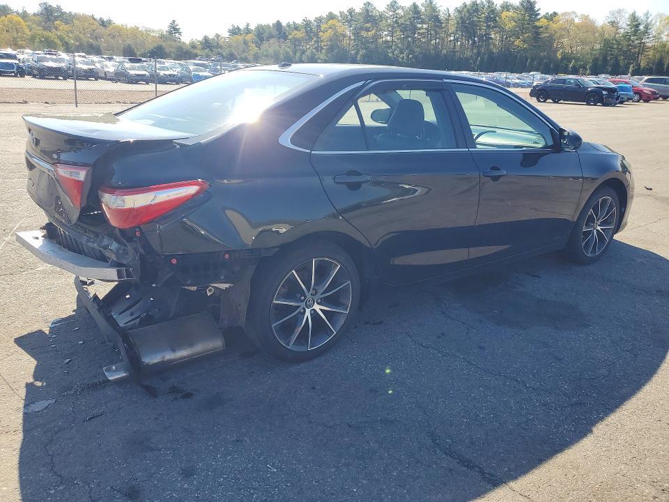 2016 Toyota Camry xse