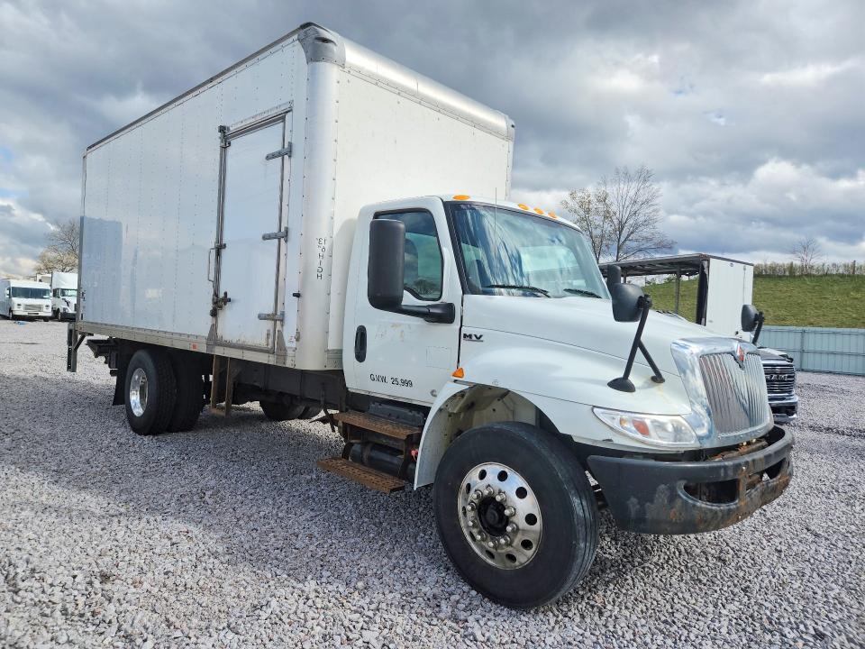 2019 International MV607 BOX Truck