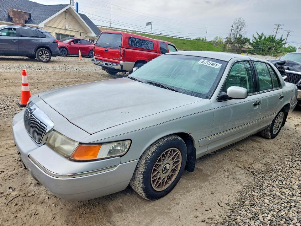 2001 Mercury Grand Marquis gs